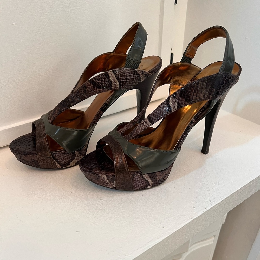 Guess Heels
